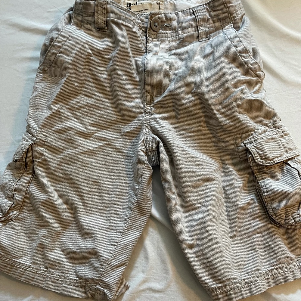 Boys Urban Pipeline shorts. Size 10